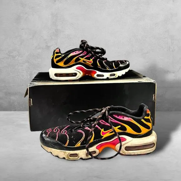 ★ Nike Air Max Plus 'Black Active Pink'  Sneakers ★