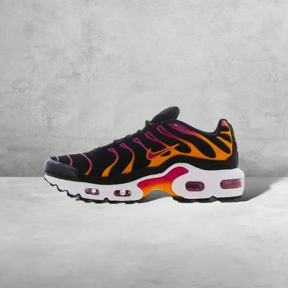 ★ Nike Air Max Plus 'Black Active Pink'  Sneakers ★