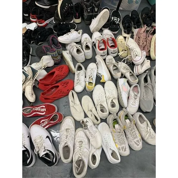 12 Pair Nike Adidas Vans Puma Brooks Gently Used Sneakers Wholesale Mixed Bundle