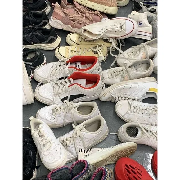 12 Pair Nike Adidas Vans Puma Brooks Gently Used Sneakers Wholesale Mixed Bundle