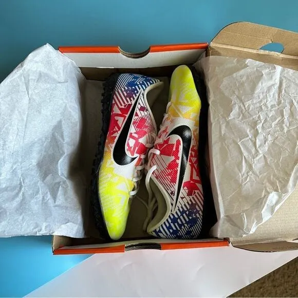 $65/Nike Boys 4 Big Kids Vapor 13 Academy Jr Artificial Turf Soccer A17995-104