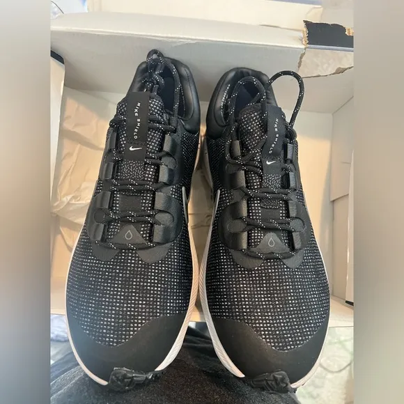 9W/7.5M - [NEW] Women's Nike Zoom Winflo 8 Shield Running Shoes Black DC3730-001