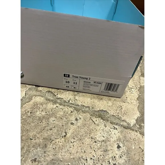 Adidas Boost - Trae Young‎ 2 - Basketball Shoes - ID2210 - Men's Size 10 - NEW!