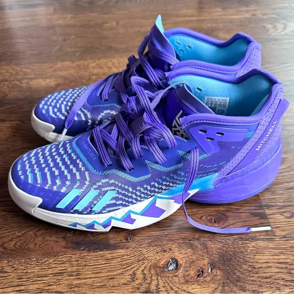 Adidas D.O.N. ISSUE #4 Basketball Shoes•Donovan Mitchell•Color:Purple/White/Aqua