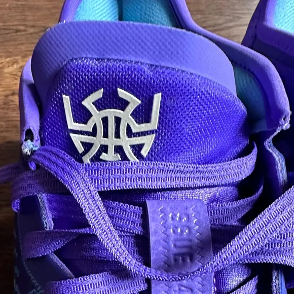 Adidas D.O.N. ISSUE #4 Basketball Shoes•Donovan Mitchell•Color:Purple/White/Aqua