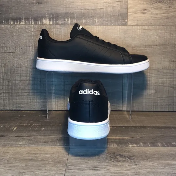 Adidas - Grand Court Base