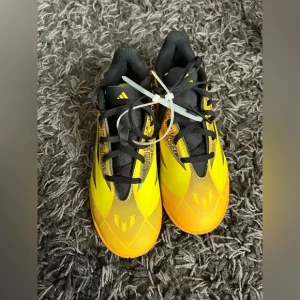 Adidas Kids Soccer Turf Shoes X SPEEDFLOW MESSI.4 IN JSize 3.5