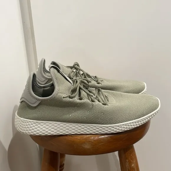 Adidas Men's Pharrell Williams Hu Lace Up Sneakers Size 13