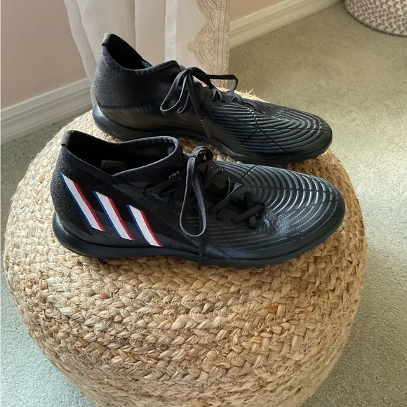 Adidas Men's Predator Edge 3 Black Soccer Cleats, NWOT