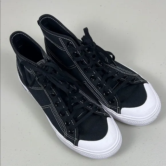 ADIDAS NIZZA SHOES GET REVAMPED WITH OUTDOOR INFLUENCE PLATFORM Like New!