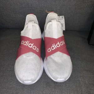 Adidas PureMotion Adapt Sneakers  --- NwT Size 8