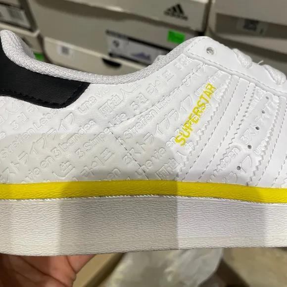 Adidas Superstar 3  Stripe Life ‘Cloud White/Beam Yellow’ Grade School Size 6