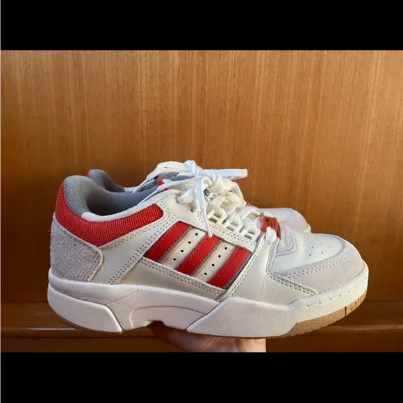 Adidas Torsion Response Tennis Shoes Low M 5 / W 6-6.5