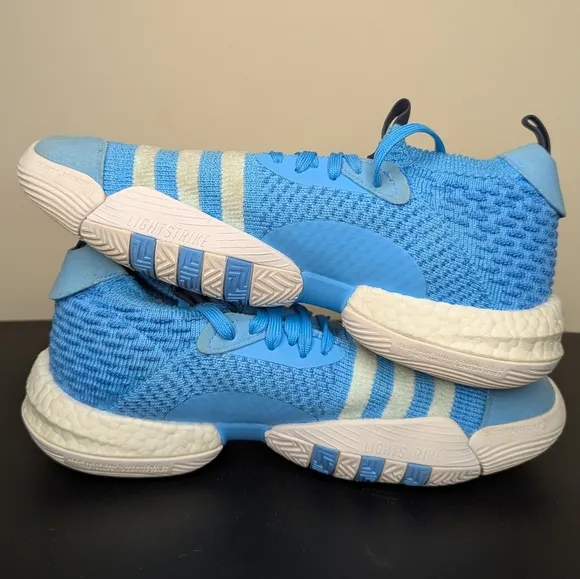 Adidas Trae Young 2 Men's Basketball Sneakers Size 9.5 Ice Blue