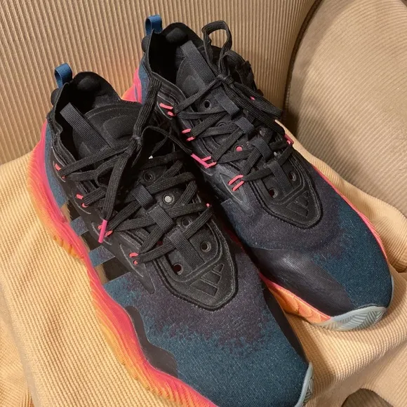 Adidas Trae Young 3 Basketball Shoes