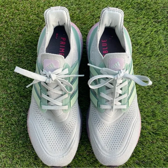 Adidas Ultraboost 21 Primeblue FY0408 Sage Green Women’s Size 10.5. Men’s size 9