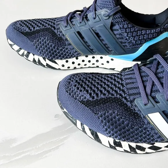Adidas UltraBoost 5.0 DNA Multi Pattern Shadow Navy Sneakers GY0325 Mens Sz 9