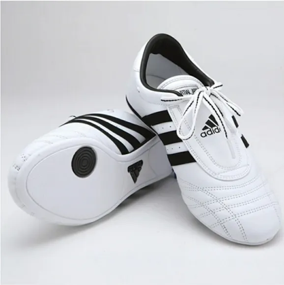 Adidas youth boys girls indoor training sneakers shoes 4