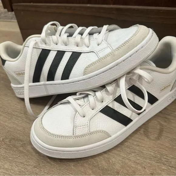 adidas Grand Court SE White Mens Shoes size 11.5