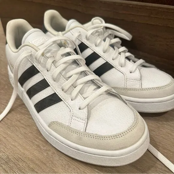 adidas Grand Court SE White Mens Shoes size 11.5