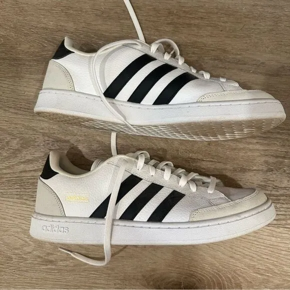 adidas Grand Court SE White Mens Shoes size 11.5