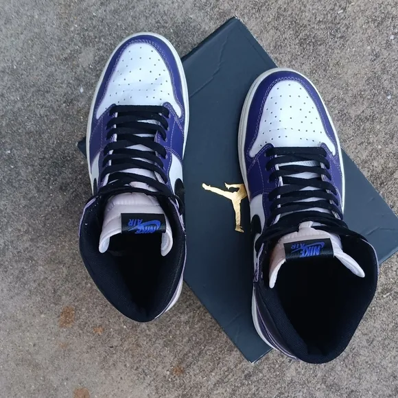 Air Jordan 1 Retro High 'Court Purple' Sz.11