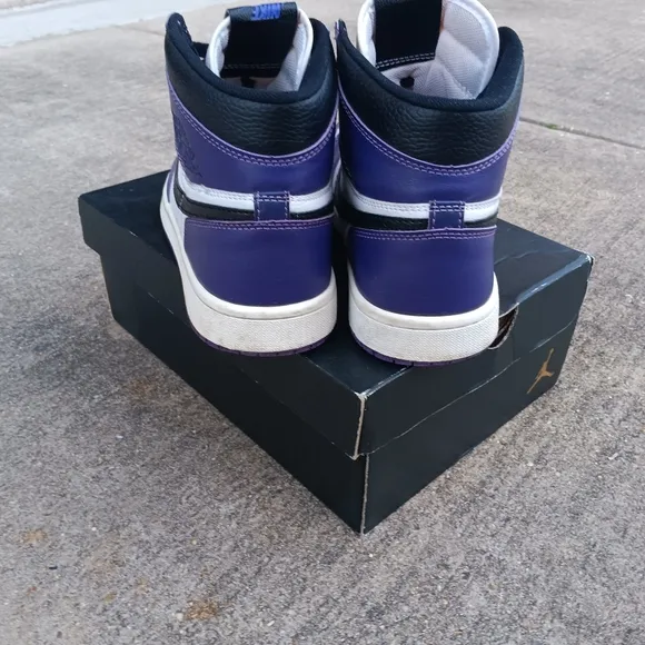 Air Jordan 1 Retro High 'Court Purple' Sz.11