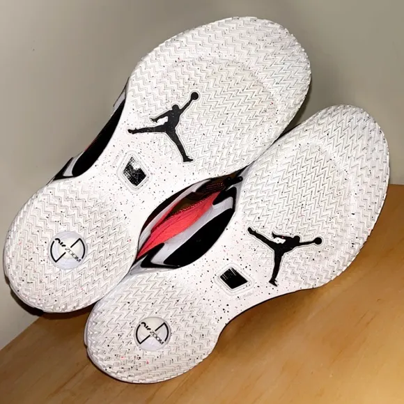 Air Jordan 36 Low: Basketball Shoe