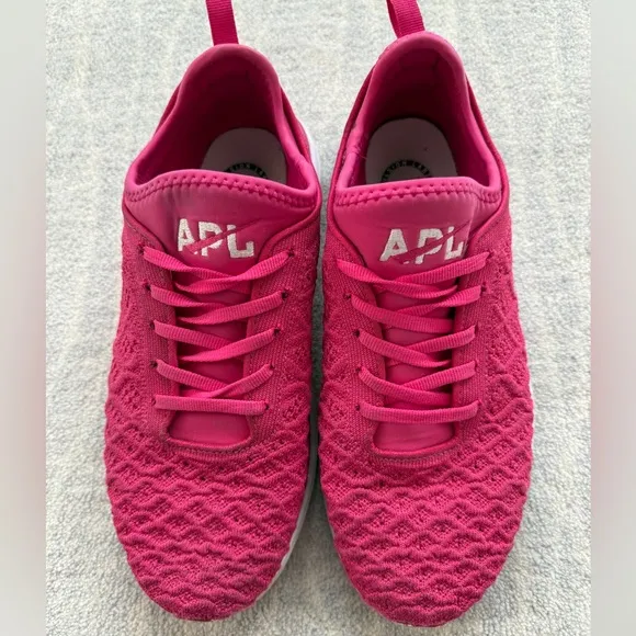 APL Athletic Propulsion Labs Techloom Pink/White Sneakers, Size 9.5