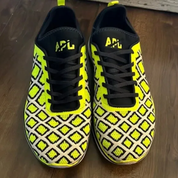 APL Running Shoes Fushion Techloom Phantom Neon Brazilian Lime Black SZ 10.5