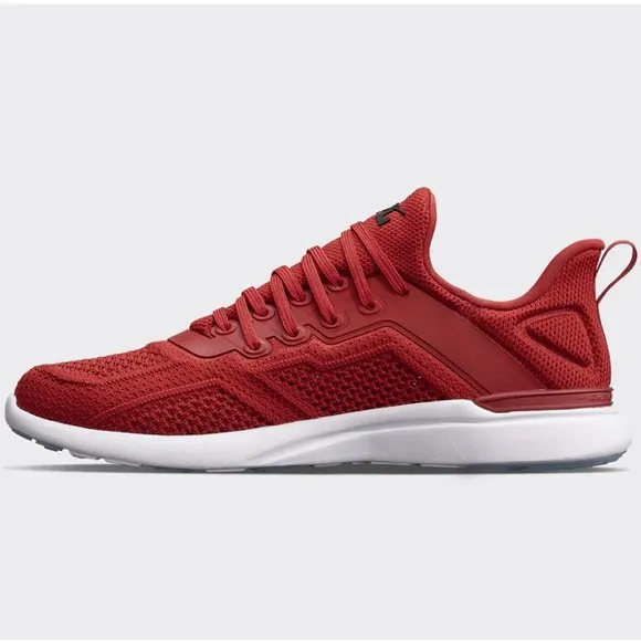 APL TechLoom tracer men’s 7 or women’s 8.5 unisex shoe