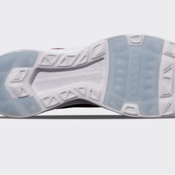 APL TechLoom tracer men’s 7 or women’s 8.5 unisex shoe