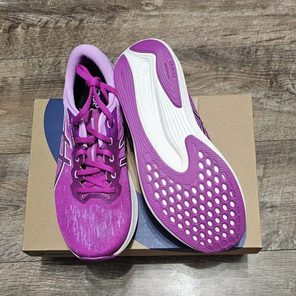 Asics Evoride speed  sneaker women's size 9 Purple