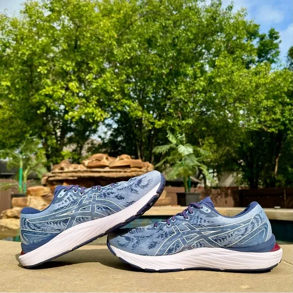 ASICS Gel Cumulus 23 Blue Mist Athletic Sneaker - Size 10.5 Women’s (9 Men’s)