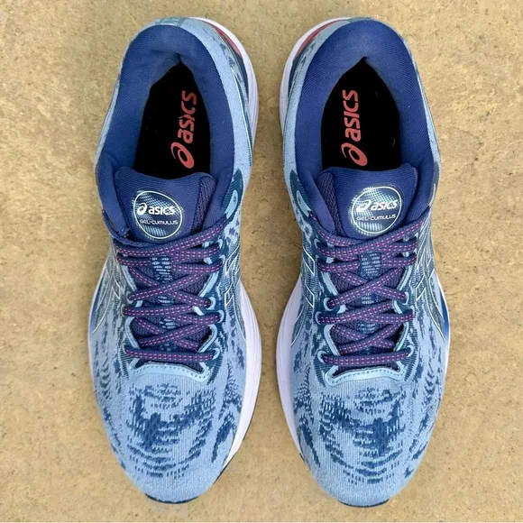 ASICS Gel Cumulus 23 Blue Mist Athletic Sneaker - Size 10.5 Women’s (9 Men’s)