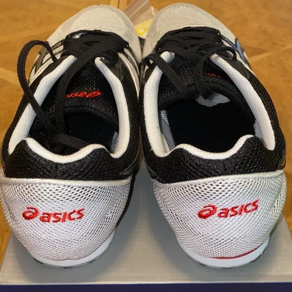 ASICS Hyper LD 4 Track &amp; Field Spike shoes size 12.5 NWB