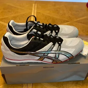 ASICS Hyper LD 4 Track &amp; Field Spike shoes size 12.5 NWB