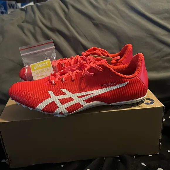 ASICS Hypersprint 8 Track and Field Shoes: DIVA PINK/WHITE:NEW WITH TAGS:SIZE 11