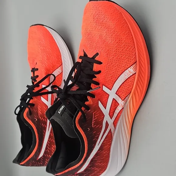 ASICS - MAGIC SPEED Running Shoes, orange Men size 10.5