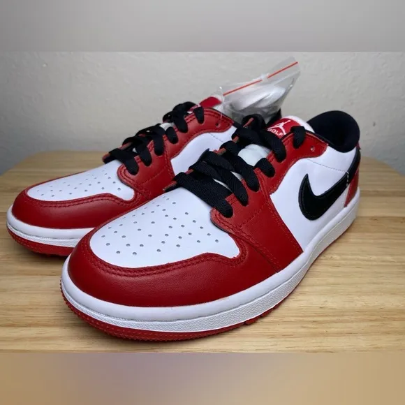 Authentic Nike Air Jordan 1 Low Chicago Golf Men’s Size 5 DD9315-600 Brand New