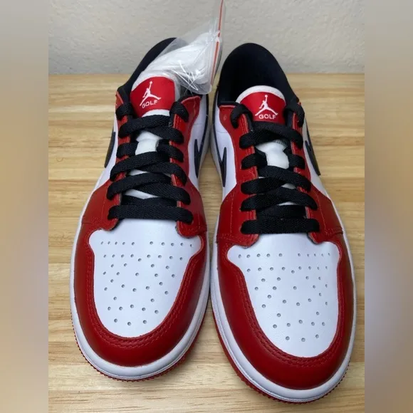 Authentic Nike Air Jordan 1 Low Chicago Golf Men’s Size 5 DD9315-600 Brand New