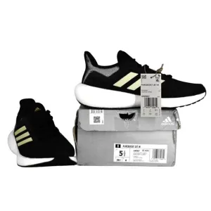 B5 NIB ADIDAS Pureboost Jet Black Running Shoes GW0907 Size 5.5