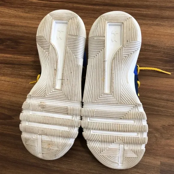 basketball shoes
