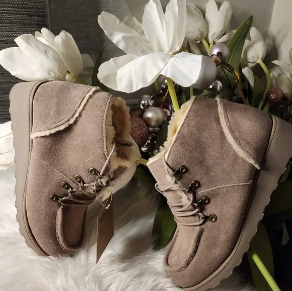 BEARPAW Women's Malinda Boot | Women's Boot Classic Suede |size11 new