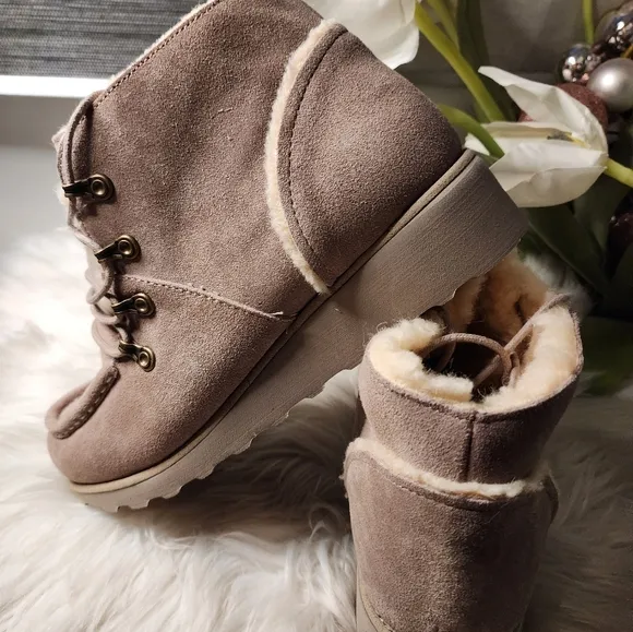 BEARPAW Women's Malinda Boot | Women's Boot Classic Suede |size11 new