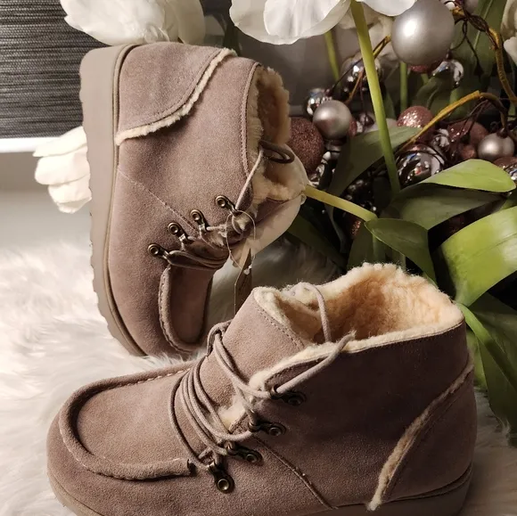 BEARPAW Women's Malinda Boot | Women's Boot Classic Suede |size11 new