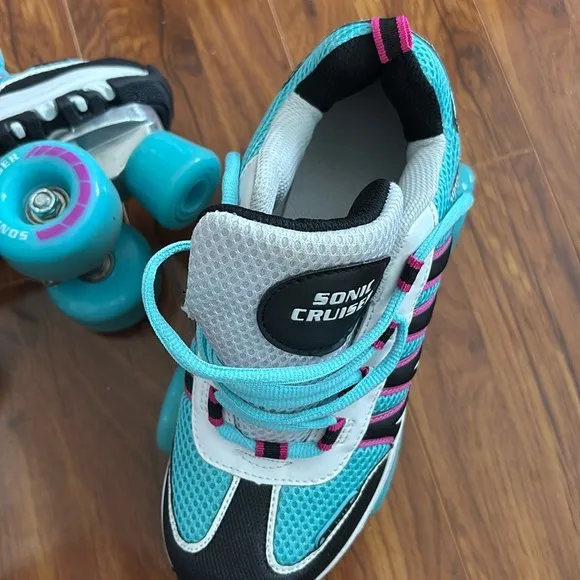 Blue and Black Roller Skates with elbow and knee pads included!