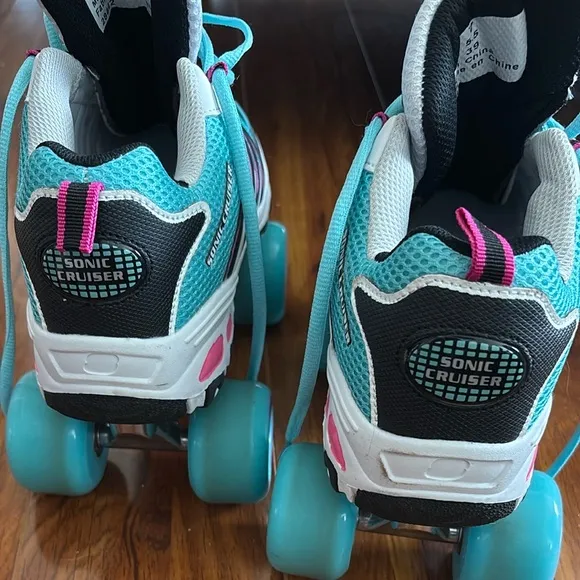 Blue and Black Roller Skates with elbow and knee pads included!