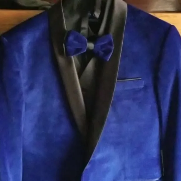 Blue suit