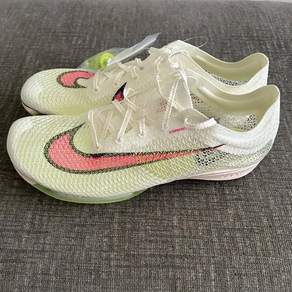Brand new without box Nike air zoom victory size 10.5 men’s!